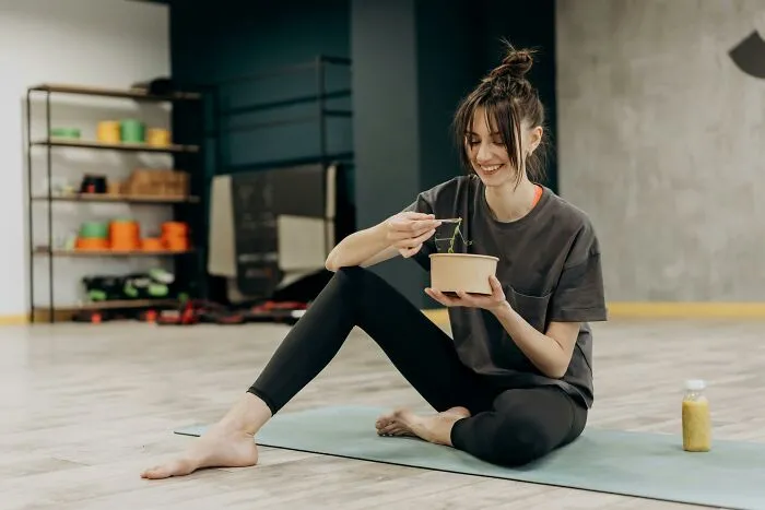 Folks Open Up About 31 Weight-Loss Hacks They Used To Dump Fat For Good