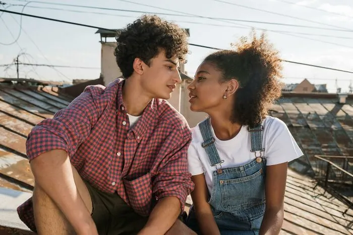 “I Cut Contact With Him”: 30 Parenting Mistakes From Dads That Leave Scars On Daughters