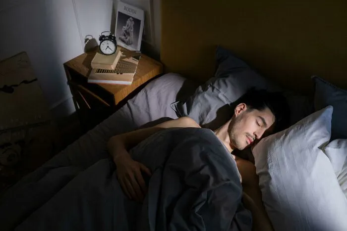 The 26 Most Awful Things People Have Seen Others Doing Assuming They Weren't Being Watched