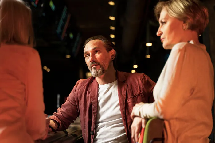 36 Interesting And Effective Psychological Tricks To Mess With People