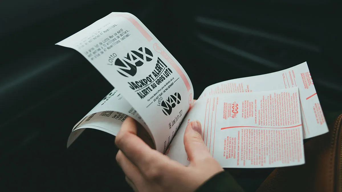 Guy Feels He Did Nothing Wrong After Pranking Struggling Friend With $50K "Winning" Lottery Ticket