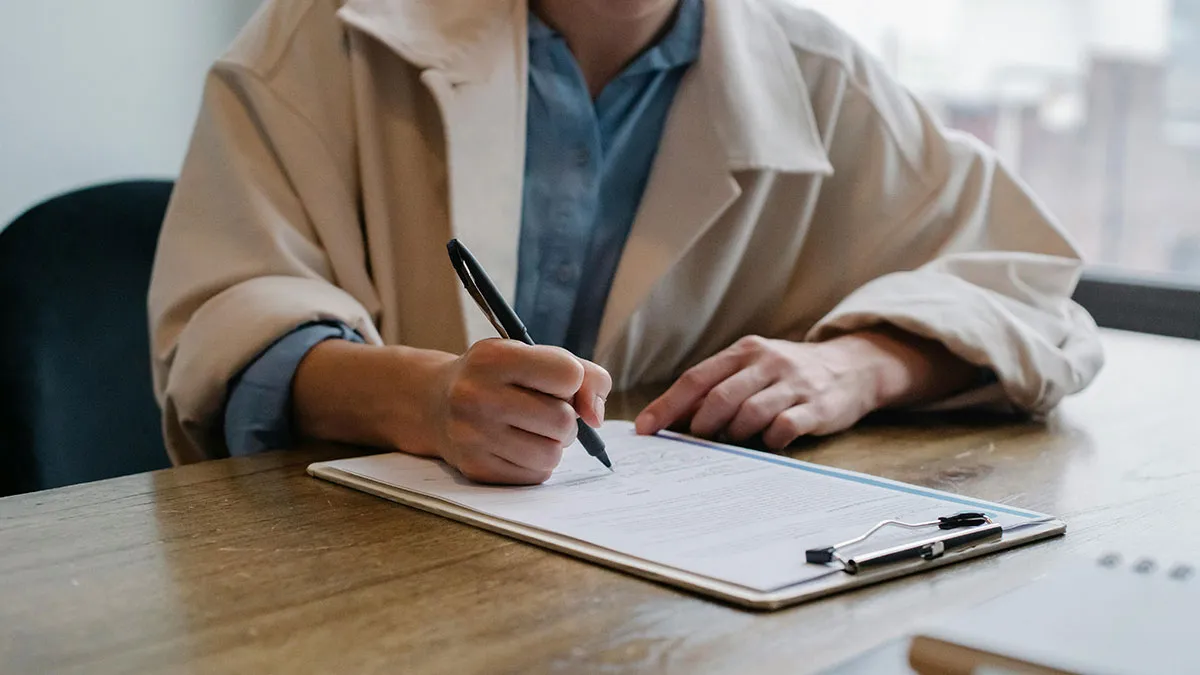 Recruiters Unveil 22 Red Flags From Resumes That Can Jeopardize Candidates' Careers
