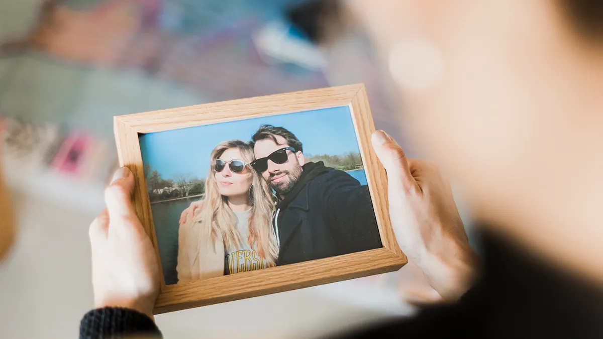 37 Women Share What Things Spotted In A Man's Apartment Were Instant Turn-Offs