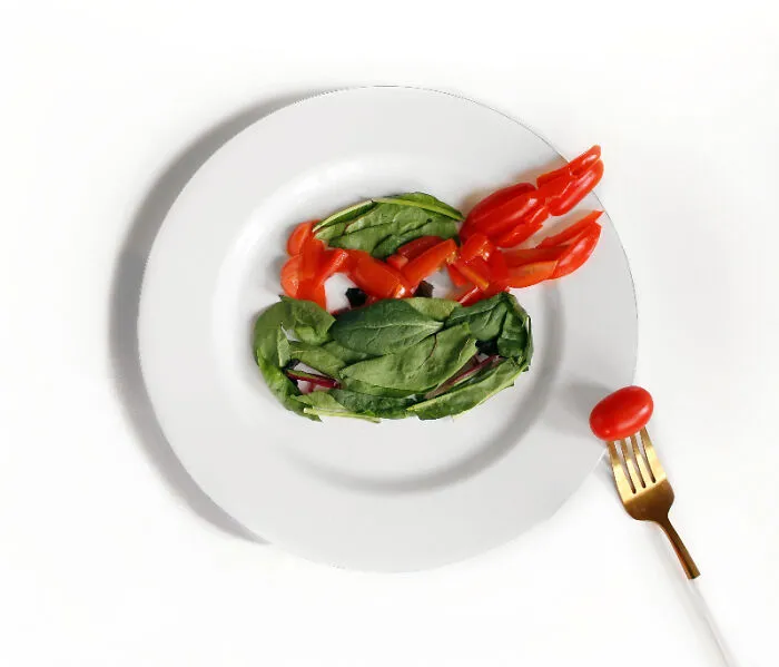 Teenage Mutant Ninja Turtles - Raphael Made With Baby Spinach And Grape Tomatoes