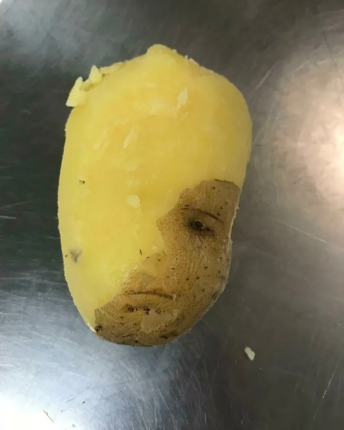 33 Strikingly Weird Images From A Dedicated Page For You To Gawk At