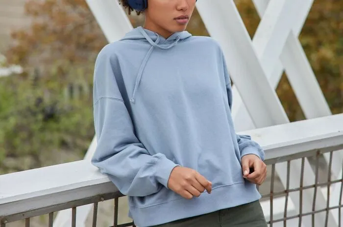 30 Folks Online Said These Things Are “Must-Haves” During Any Trip