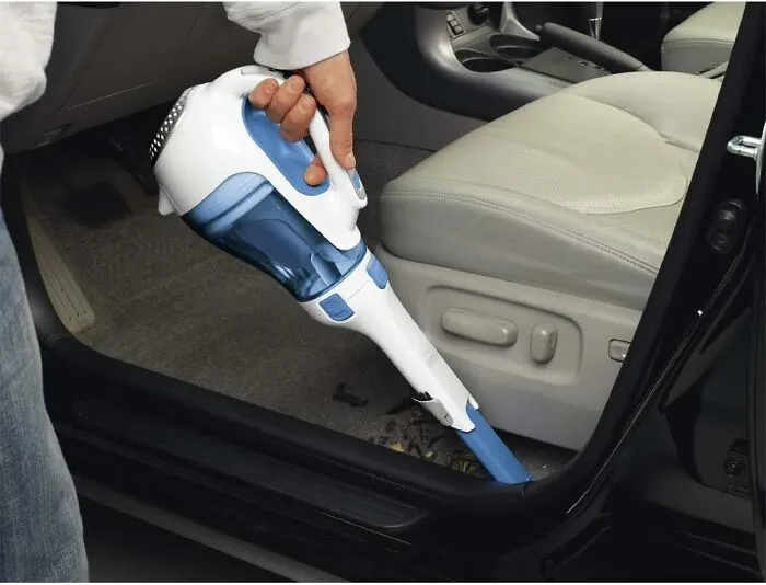 Suck Up The Mess On The Go With This <a Style="Display:inline;" Href="Https://Www.amazon.com/Dp/B01dai5cf6?ascsubtag=5147951%2c3%2c38%2cd%2c0%2c0%2c0%2c1396%3a1%3b900%3a2%3b974%3a3%3b1125%3a2%3b1338%3a1%2c187114%2c0%2c0%2cgoogle&btn_ref=srctok-88b4a63946672e8e&linkcode=ll1&tag=bpraccoon-20&linkid=867a19925b0783b9e27a6ef983b58d13&language=en_us&ref_=as_li_ss_tl" Target="_blank"><span Style="Font: Inherit; Color: #d74b1f;"> Black & Decker Handheld Vacuum</Span> That Keeps Your Car Crisply Clean