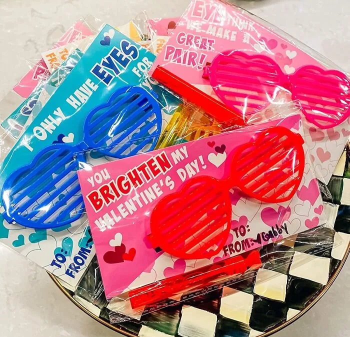 Spread The Love And The Laughs At School With <a Style="Display:inline;" Href=" Https://Www.amazon.com/Valentines-Valentine-Classroom-Exchange-Supplies/Dp/B08pxq8y6j?ie=utf8&th=1&linkcode=ll1&tag=bpgoose-20&linkid=c091c311098052e5580afbf16afc87c3&language=en_us&ref_=as_li_ss_tl" Target="_blank"><span Style="Font: Inherit; Color: #d74b1f;"> 32 Pack Heart Shaped Glasses </Span>! Your Mini Valentine Can Share These Adorable Specs With Their Friends And Classmates, Making Everyone's Day A Little Brighter And More Heart-Tastic!