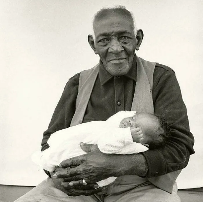 In 1963, Richard Avedon Took A Picture Of A Man Named William Casby. William Casby, Born In 1857, Was 106 Years Old At The Time. In His Hands, He Was Holding His Great-Great-Granddaughter, Cherri Stamps-Mccray