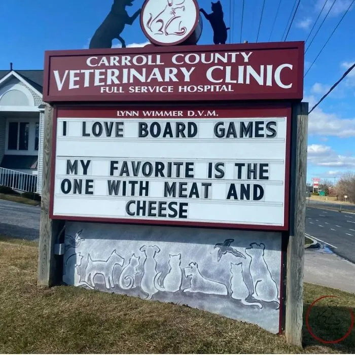 No Fleas, Just Jokes: 40 Signs That Had Tails Wagging (New Pics)