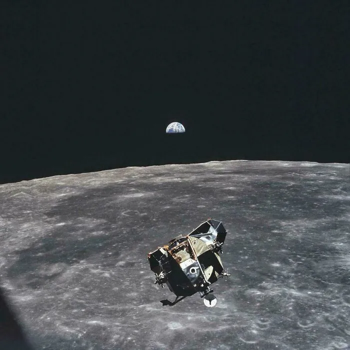 Michael Collins, el astronauta que tomó esta foto en 1969, es el único ser humano, vivo o muerto, que no aparece en el encuadre de esta imagen