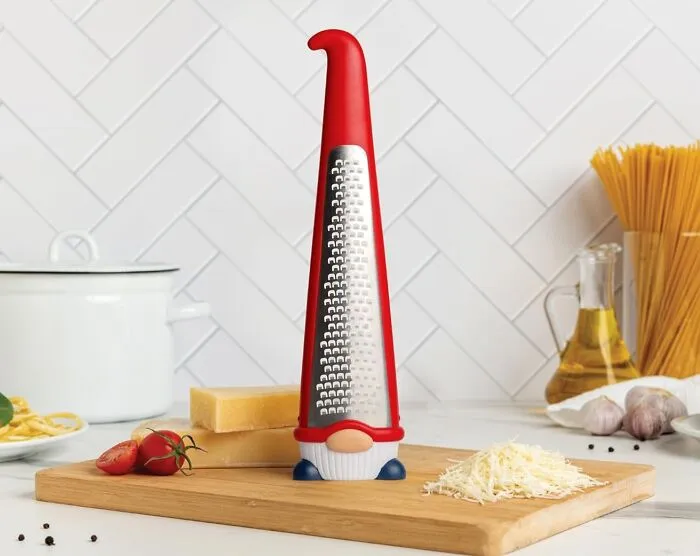 Zesting Your Lemons Just Got A Little More Magical With The  <a Style="Display:inline;" Href="Https://Www.amazon.com/New-Ototo-Pepito-Zester-Grater/Dp/B0d5bh5fqj?ie=utf8&th=1&linkcode=ll1&tag=bpsquirrel-20&linkid=a2ac913dde5cd582257d8b1abdb922b1&language=en_us&ref_=as_li_ss_tl" Target="_blank"><span Style="Font: Inherit; Color: #d74b1f;"> Pepito Zester</Span>, Because Why Use A Boring Zester When You Can Have A Gnome Grating Your Citrus?