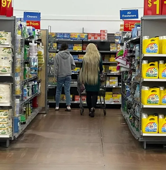 ¿Dónde te hicieron esas extensiones? 😂 Sólo para saber dónde no ir