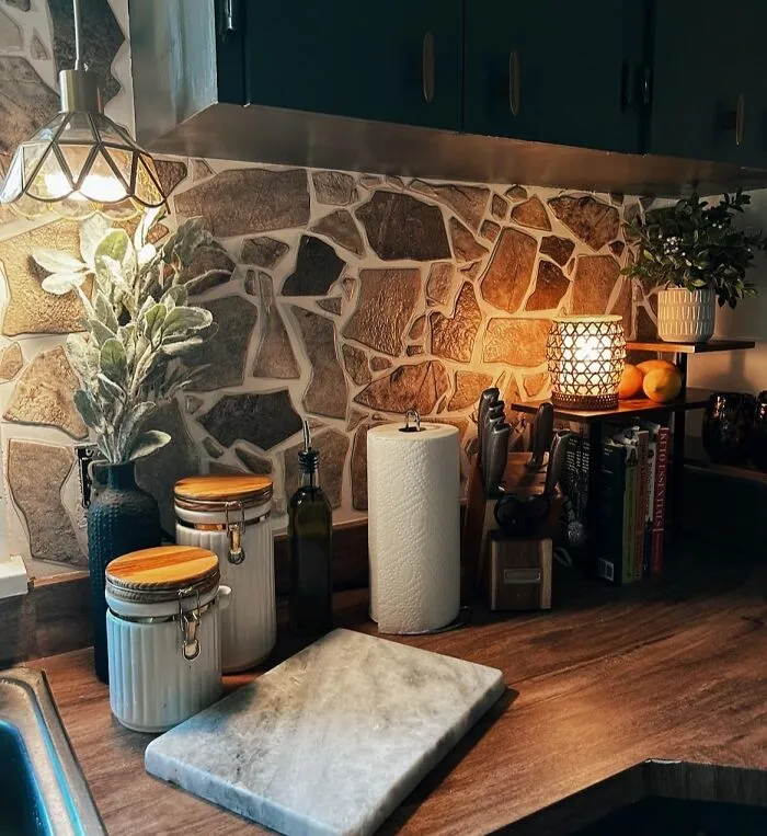 For A Look That's Rock-Solid, Designers Are Turning To Stone Accents Like <a Style="Display:inline;" Href="Https://Www.amazon.com/Retro-Art-Panels-Stone-Sq-Ft-563wb/Dp/B08zvn5gyw?ie=utf8&th=1&linkcode=ll1&tag=bpferret-20&linkid=cdc45ae8fb4478ec96ae77382e4471b0&language=en_us&ref_=as_li_ss_tl" Target="_blank"><span Style="Font: Inherit; Color: #d74b1f;"> Stone Stick On Wall Panels</Span> To Add Visual Interest And Depth To Rooms