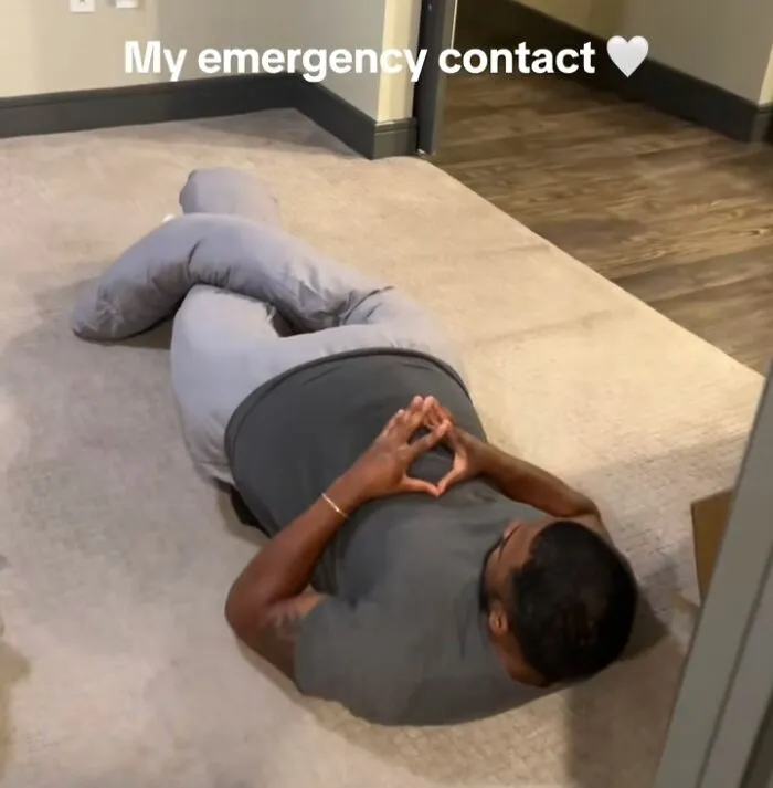 43 Funny Posts From Women Who Are Realizing Their Emergency Contact Might Have Been A Mistake