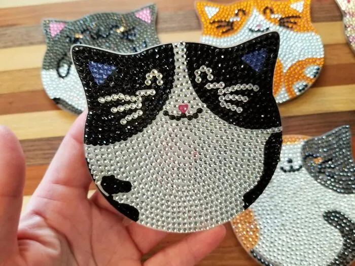 Skip The Netflix Binge, Grab Some Gems: This  <a Style="Display:inline;" Href="Https://Www.amazon.com/Vcekract-Diamond-Painting-Coasters-Stickable/Dp/B0by6kstv9?ie=utf8&th=1&linkcode=ll1&tag=bplamb-20&linkid=f103ce7577f77c22d903ba8977b63ec8&language=en_us&ref_=as_li_ss_tl" Target="_blank"><span Style="Font: Inherit; Color: #d74b1f;"> Diamond Painting Coaster</Span> Kit Makes Blingy, Personalized Coasters Because Adulting Is All About Adding A Little Sparkle