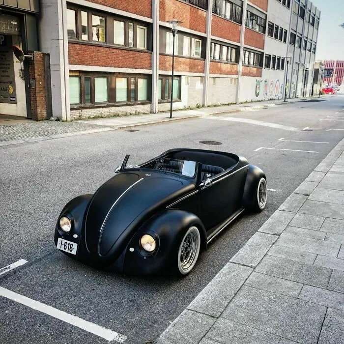 1961 Volkswagen Beetle Deluxe Roadster