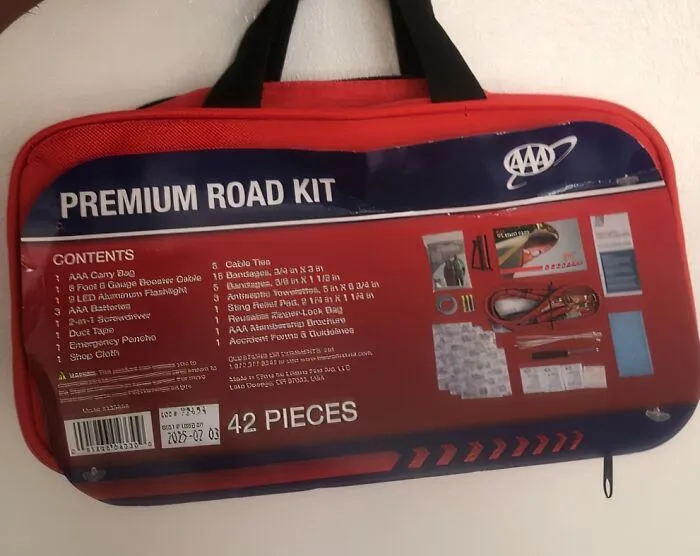 Buckle Up For The Unexpected With This <a Style="Display:inline;" Href="Https://Www.amazon.com/Lifeline-4330aaa-Premium-Emergency-Flashlight/Dp/B0006mqj0m?ie=utf8&linkcode=ll1&tag=bpraccoon-20&linkid=0b40f269d75fb69cf81bf466bef6cf99&language=en_us&ref_=as_li_ss_tl" Target="_blank"><span Style="Font: Inherit; Color: #d74b1f;"> 42 Piece Road Emergency Kit</Span> That Prepares You For Any Pit Stop