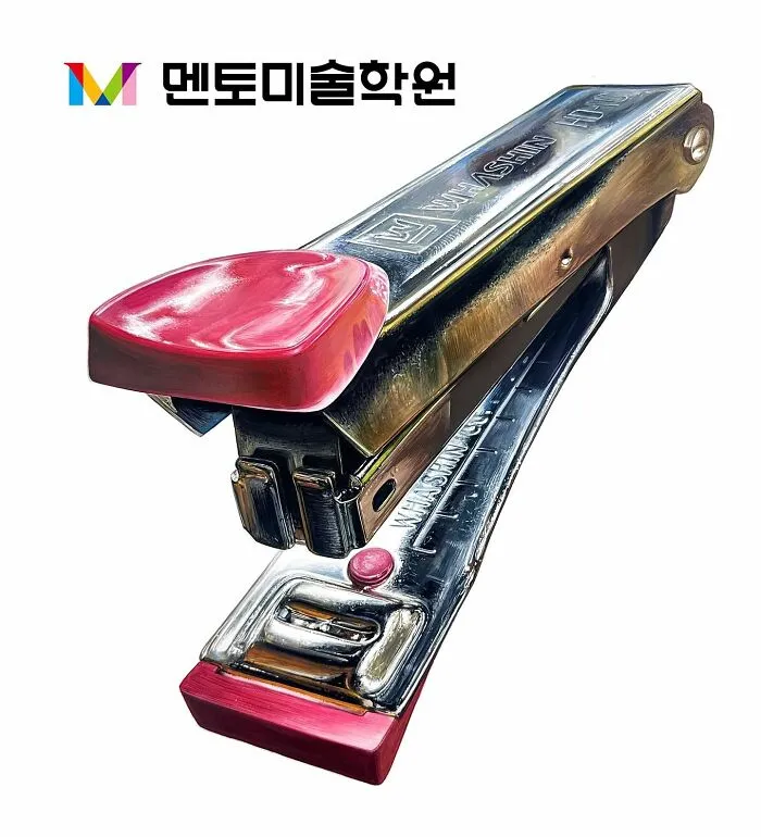 41 Mind-Blowing Hyperrealistic Drawings That Turn Ordinary Items Into Art, By This Artist