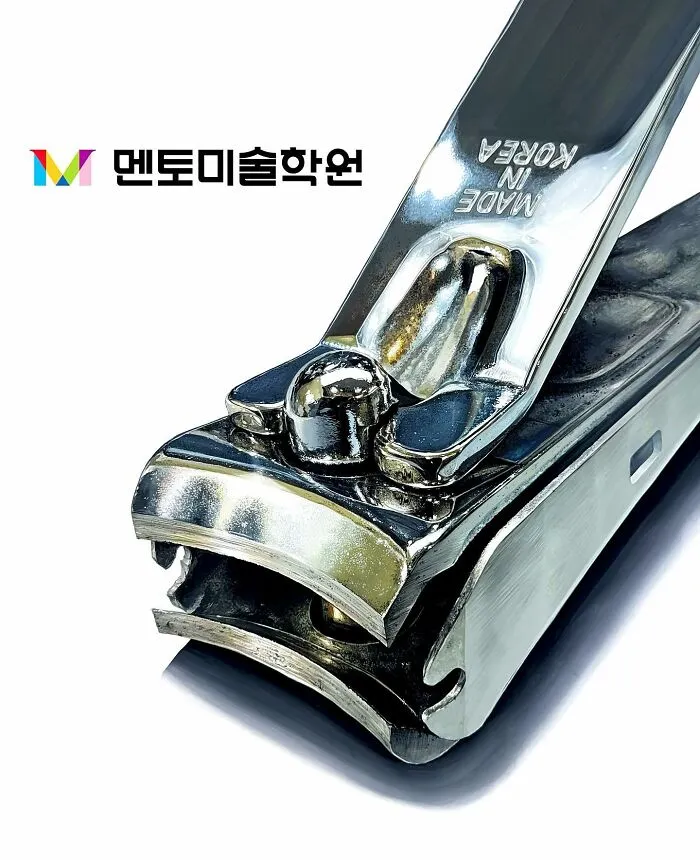 41 Mind-Blowing Hyperrealistic Drawings That Turn Ordinary Items Into Art, By This Artist