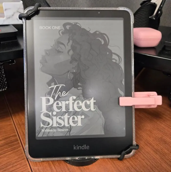 <a style="display:inline;" href="https://www.amazon.com/All-new-Amazon-Kindle-Paperwhite-glare-free/dp/B0CFPJYX7P?ie=UTF8&linkCode=ll1&tag=bpbuffalo-20&linkId=6242d904e73ad8d7eb53fb7e0c3811d8&language=en_US&ref_=as_li_ss_tl " target="_blank"> "<span Style="Font:inherit;color:#d74b1f;">Kindle</Span> from my husband as well." - <span Style="Font:inherit;color:#808080"> reddit user</Span>