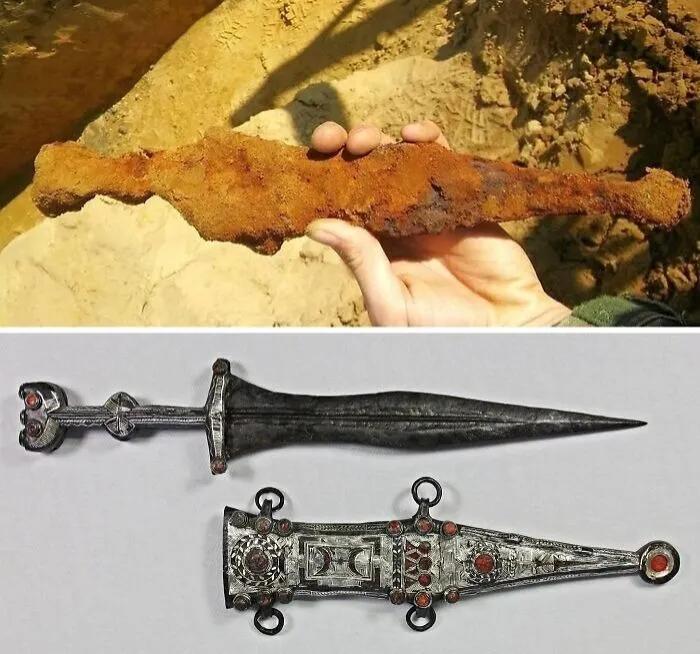 Una daga romana de plata de 2000 años, que fue descubierta por un becario de arqueología en 2019 en Alemania, antes y después de nueve meses de cuidadoso trabajo de restauración