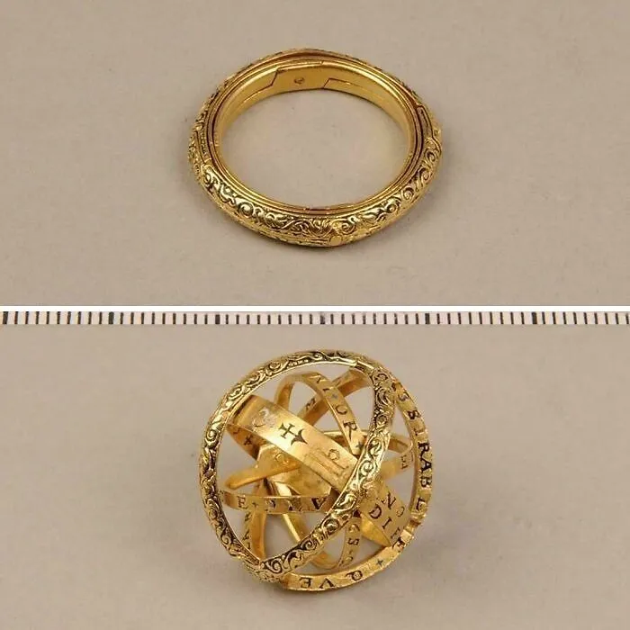 Anillo alemán del siglo XVI que se despliega en una esfera astronómica