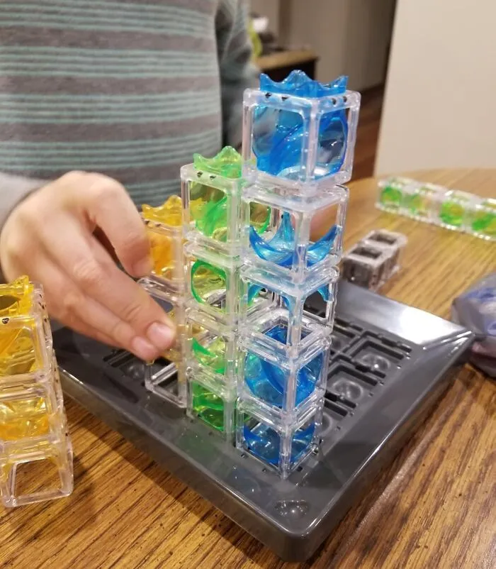 This  <a Style="Display:inline;" Href="Https://Www.amazon.com/Thinkfun-Gravity-Marble-Logic-Girls/Dp/B00iuaak2a?ie=utf8&linkcode=ll1&tag=bpbanana-20&linkid=15d356bead1bcee312cca75831325381&language=en_us&ref_=as_li_ss_tl" Target="_blank"><span Style="Font: Inherit; Color: #d74b1f;"> Gravity Maze Marble Run </Span> Is Basically LEGO Meets Brain Teasers, Making You The Aunt Or Uncle Who’s Fun *and* Accidentally Educational