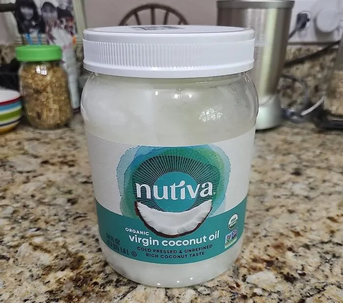 <a style="display:inline;" href="https://www.amazon.com/Nutiva-Organic-Coconut-Oil-54/dp/B000GAT6NG?ie=UTF8&th=1&linkCode=ll1&tag=bppear-20&linkId=7767c4d43c43398dd4bfc13be7cc57d1&language=en_US&ref_=as_li_ss_tl " target="_blank"> "<span Style="Font:inherit;color:#d74b1f;">Coconut oil</Span> for healthier eyelashes and eyebrows." - <span Style="Font:inherit;color:#808080"> knov5 </Span>