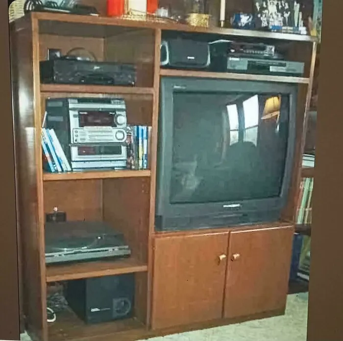 The 2001 Living Room