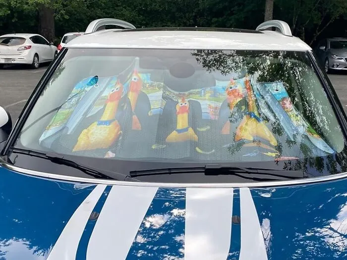 This  <a Style="Display:inline;" Href="Https://Www.amazon.com/Archie-Mcphee-Sunshade-Chickens-Standard/Dp/B07r92kpp5?ie=utf8&th=1&linkcode=ll1&tag=bpiguana-20&linkid=7d9074eafd23fbfa8a06ea3e3b615aec&language=en_us&ref_=as_li_ss_tl" Target="_blank"><span Style="Font: Inherit; Color: #d74b1f;"> Rubber Chicken Sunshade </Span> Protects Your Car From The Sun While Clucking Up Your Daily Commute