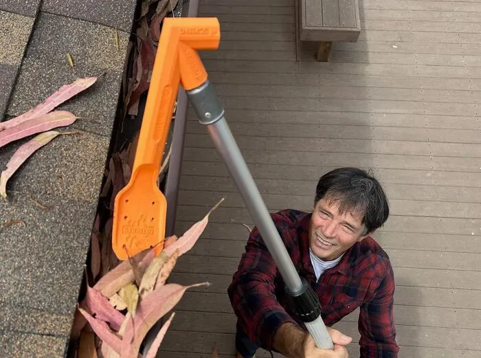 Your Gutters Are Holding More Leaves Than A Forest In Autumn, But The <a Style="Display:inline;" Href="Https://Www.amazon.com/Mccauley-Gutter-Cleaning-Ground-Ground/Dp/B0dkrpkqdd?crid=bzfuq6bnuqg8&dib=eyj2ijoimsj9.yyv3r6bszd_apo7lnll10tozyu0puhhregolmvh8eykbenqik3zgjuo-Jqwhxyhnloyly4euhfuhmfehbn3a6z0uqyzsrd6jp1j-0zbuax1gkhd1qjl7k3kv-236a7qpc3rtsx8p7rtd-Raeuvtqtpzwszb3l6lqwicfwskumno1oosdd3scvpsnom-M816mff6p9_qu5la9ptt-Ri_oxjuu-Fnzzpepje1inbpuipszf8blfkzgig2fqag9pq0l76kipohqx-_fzopiszchvj3nc9tiidy521ngmactwouwskvemx-Gzaaaour6lwomh17_qamgndo5zd7elzls9ir5_bbm6qa3ijixfqcs9e4jdtwnhiyayffyq1y8p5psj9pxsit7lp4wiev-U5oxmygwoexvaa7wcwyeaxxp3lvfar0eewa87rs19urcirz-.ksqbbttx7ab51s1pseha1zz1lyq_upeuwftubdpbif0&dib_tag=se&keywords=gutter+cleaning+tool&qid=1740572906&sprefix=gutter+cleaning+tools%2caps%2c209&sr=8-10&linkcode=ll1&tag=bpwombat-20&linkid=9356520d260ac051643a670a2a077935&language=en_us&ref_=as_li_ss_tl" Target="_blank"><span Style="Font: Inherit; Color: #d74b1f;"> Gutter Cleaning Kit </Span> Is Here To Clear The Clutter And Save Your Roof From Water Damage