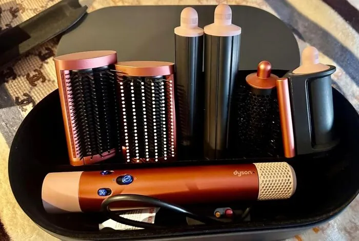 <a style="display:inline;" href="https://www.amazon.com/Dyson-AirwrapTM-multi-styler-Strawberry-Detangling/dp/B0D6VFMZTK?ie=UTF8&th=1&linkCode=ll1&tag=bpfish-20&linkId=f3a07be478eb92017267233911c24591&language=en_US&ref_=as_li_ss_tl " target="_blank"> "My <span Style="Font:inherit;color:#d74b1f;">Dyson airwrap</Span>. That day chop mon long hair for a bob but could never style it properly. Passed at the shop and saw the Dyson and bought it. So expensive, but I used it all the time and have brushing like I went out of the salon. Worth every single cents." - <span Style="Font:inherit;color:#808080"> Blabla-potato-king</Span>