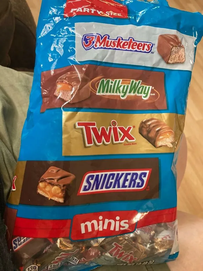 <a style="display:inline;" href="https://www.amazon.com/SNICKERS-MILKY-MUSKETEERS-Chocolate-Variety/dp/B0D1GHJSRT?ie=UTF8&th=1&linkCode=ll1&tag=bplion-20&linkId=e9540a54ba0592f58c9468b18296725f&language=en_US&ref_=as_li_ss_tl " target="_blank"> "A girl I dated led me around a scavenger hunt that had my <span Style="Font:inherit;color:#d74b1f;"> favorite snacks and candies </Span> scattered around my apartment complex. By the time I got back around to my place, she was waiting for me on my bed with more snacks. It was pretty great." - <span Style="Font:inherit;color:#808080"> reddit user</Span>