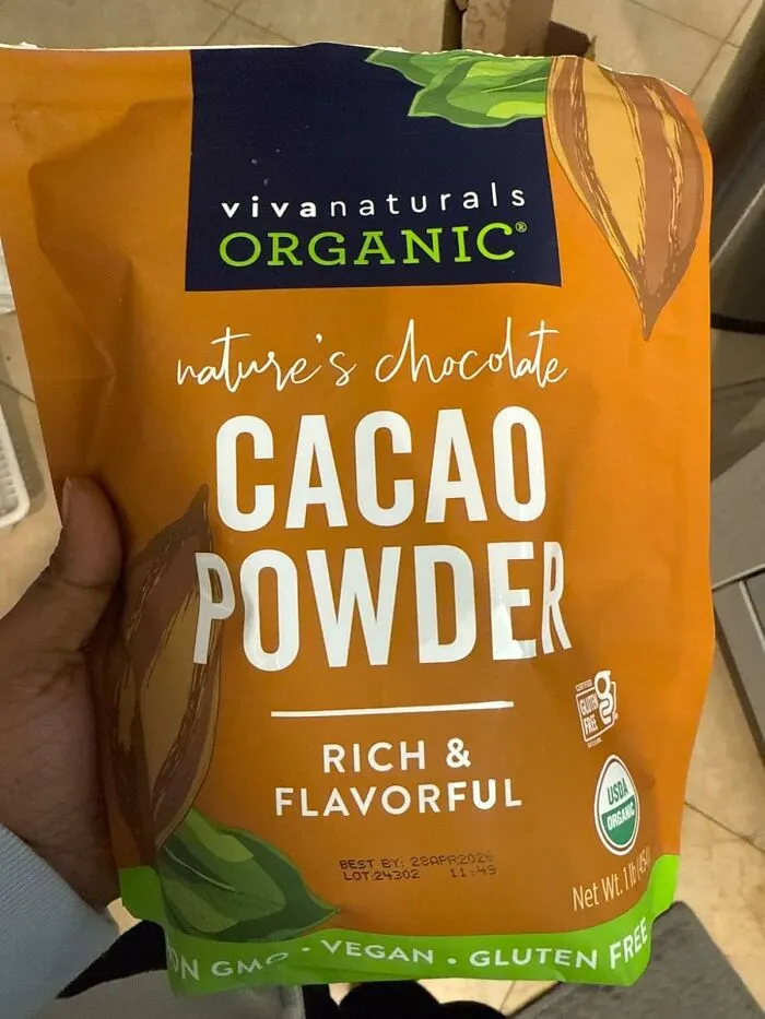 <a style="display:inline;" href="https://www.amazon.com/Organic-Cacao-Powder-1lb-Unsweetened/dp/B00HES9CMS?ie=UTF8&th=1&linkCode=ll1&tag=bppear-20&linkId=9d5702d1b7b8f233c051ece5ffaf5dba&language=en_US&ref_=as_li_ss_tl " target="_blank"> "If you have brown hair, <span Style="Font:inherit;color:#d74b1f;">cocoa powder</Span> is a great alternative to dry shampoo!" - <span Style="Font:inherit;color:#808080"> helloitsme72</Span>