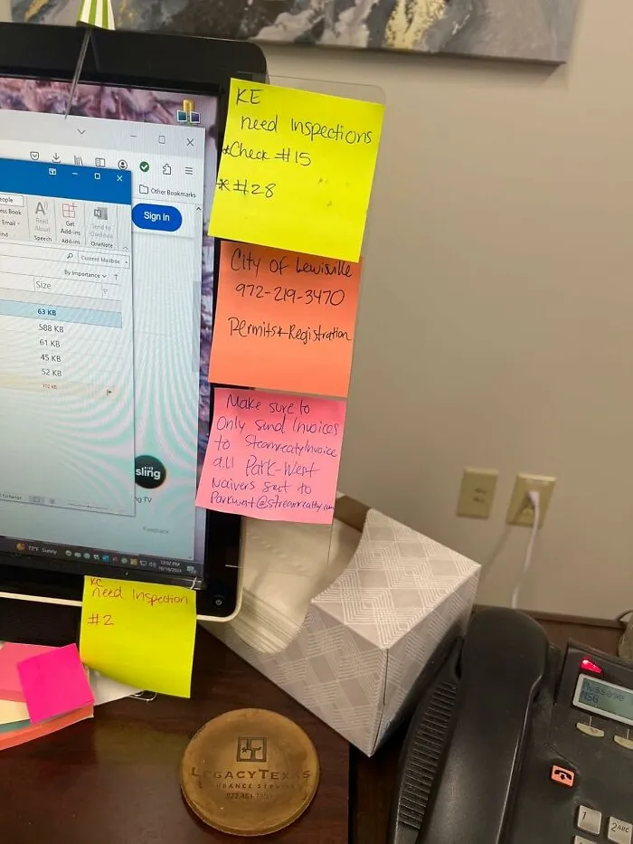 Jot Down Notes And Keep Your Desk Tidy With This <a Style="Display:inline;" Href="Https://Www.amazon.com/Accessories-Computer-Multifunction-Transparent-Creative/Dp/B0brmxvc6r?ie=utf8&th=1&linkcode=ll1&tag=bpgazelle-20&linkid=e748344f2bd3a4bf4bc9041c5cf06513&language=en_us&ref_=as_li_ss_tl" Target="_blank"><span Style="Font: Inherit; Color: #d74b1f;"> Acrylic Monitor Memo Board </Span>, A Sleek And Transparent Way To Stay Organized And On Top Of Tasks!