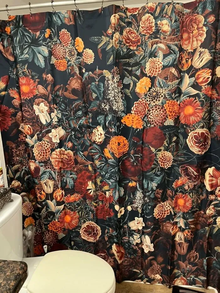 This  <a Style="Display:inline;" Href="Https://Www.amazon.com/Society6-Korkmazyurek-Floral-Pattern-Curtain/Dp/B07zdjgfgg?ie=utf8&linkcode=ll1&tag=bpbeaver-20&linkid=7fd4e057f5927dc8ce26033a48dc969f&language=en_us&ref_=as_li_ss_tl" Target="_blank"><span Style="Font: Inherit; Color: #d74b1f;"> Victorian Floral Shower Curtain </Span> Is Giving Your Bathroom The Bridgerton Glow-Up It Never Asked For, But Definitely Deserves