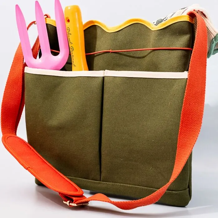Carry Your Greens In Rustic Charm With This <a Style="Display:inline;" Href="Https://Www.amazon.com/Ban-Do-Garden-Outdoor-Scalloped-Colorblock/Dp/B0ds6c5dnj?&linkcode=ll1&tag=bpostrich-20&linkid=3bc36cd95ac49eae3b8239d00000d107&language=en_us&ref_=as_li_ss_tl" Target="_blank"><span Style="Font: Inherit; Color: #d74b1f;"> Canvas Gardening Tote Bag </Span>, Its Soft Scalloped Edges And Natural Canvas Evoking The Effortless Elegance Of A Lush Garden On A Summer Afternoon