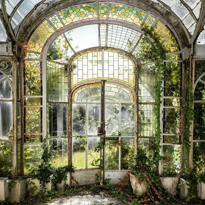 Abandoned Beauty