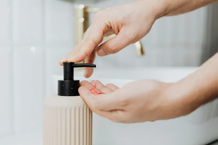 Netizens Disgusted As There Are Apparently Many People Who Don’t Stick To These 28 Hygiene Habits