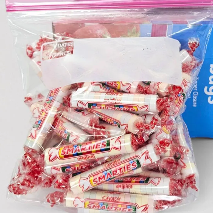 Your Sandwich Deserves Better Than A One-Way Trip To The Landfill, So Swap Those Flimsy Ziplocks For The <a Style="Display:inline;" Href="Https://Www.amazon.com/Lay-Flat-Leakproof-Reusable-Storage-Multicolor/Dp/B094cmsnhb?ie=utf8&th=1&linkcode=ll1&tag=bporca-20&linkid=c3d40cad791a4a3538d25b9343f67af2&language=en_us&ref_=as_li_ss_tl" Target="_blank"><span Style="Font: Inherit; Color: #d74b1f;"> Reusable Silicone Food Bags </Span> That Are Tougher And Way More Eco-Friendly