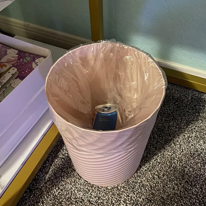 Your Food Scraps Are Too Good For The Trash, So Bring In The <a Style="Display:inline;" Href="Https://Www.amazon.com/Kitchen-Lalastar-Countertop-Sustainable-Odorless/Dp/B09c8bjdww?pd_rd_w=zobyo&content-ID=amzn1.sym.42aa4ac9-41cf-40f2-844a-256751b93dbf&pf_rd_p=42aa4ac9-41cf-40f2-844a-256751b93dbf&pf_rd_r=w49e7gv42aaxpn8brwxs&pd_rd_wg=wz9bh&pd_rd_r=194bcbaf-130c-4d91-A203-612446b05d44&pd_rd_i=b09c8bjdww&th=1&linkcode=ll1&tag=bporca-20&linkid=a0994ccaa39f9e4eeaf2ab5b09b2b28d&language=en_us&ref_=as_li_ss_tl" Target="_blank"><span Style="Font: Inherit; Color: #d74b1f;"> Composting Bin For The Kitchen </Span> And Turn Those Leftovers Into Garden Gold