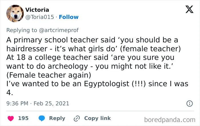Tweet describing discouraging remarks from teachers, highlighting bad experiences with teachers discouraging a career in Egyptology.
