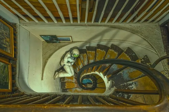 "The Lonely Astronaut": Capturing Self-Portraits In Decaying, Abandoned Environments (40 Pics)