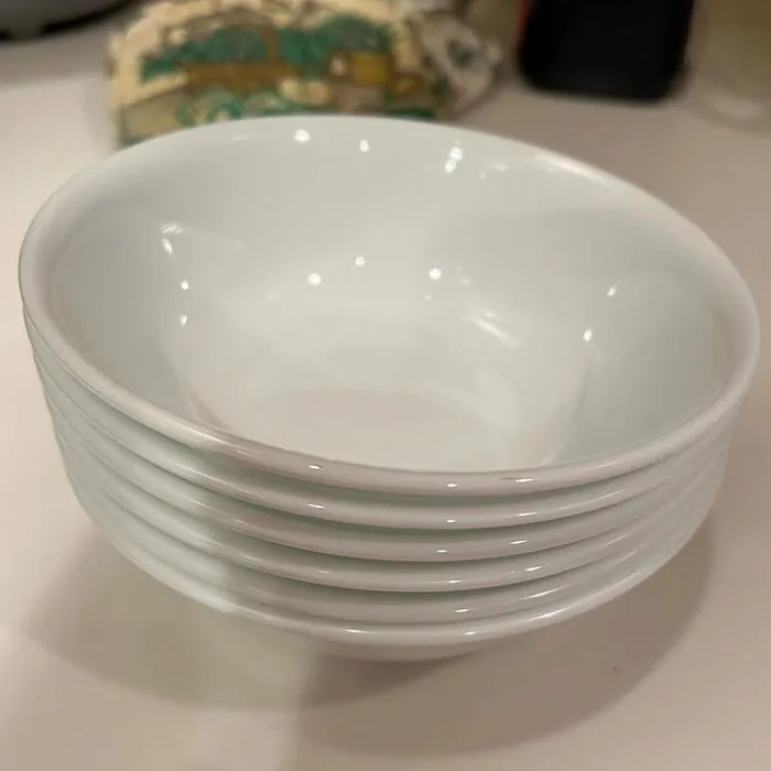 Say Goodbye To Fragile Ceramics Because The <a Style="Display:inline;" Href="Https://Www.amazon.com/Cocobowlco-Coconut-Bowls-1-Natural/Dp/B08d4qjvjh?ie=utf8&th=1&linkcode=ll1&tag=bporca-20&linkid=fc55aac1278a15a6847f5dd9a0f8558f&language=en_us&ref_=as_li_ss_tl" Target="_blank"><span Style="Font: Inherit; Color: #d74b1f;"> Coconut Shell Bowls </Span> Are Here, Offering Way More Durability And Sustainability Than Your Old Dishes Ever Could