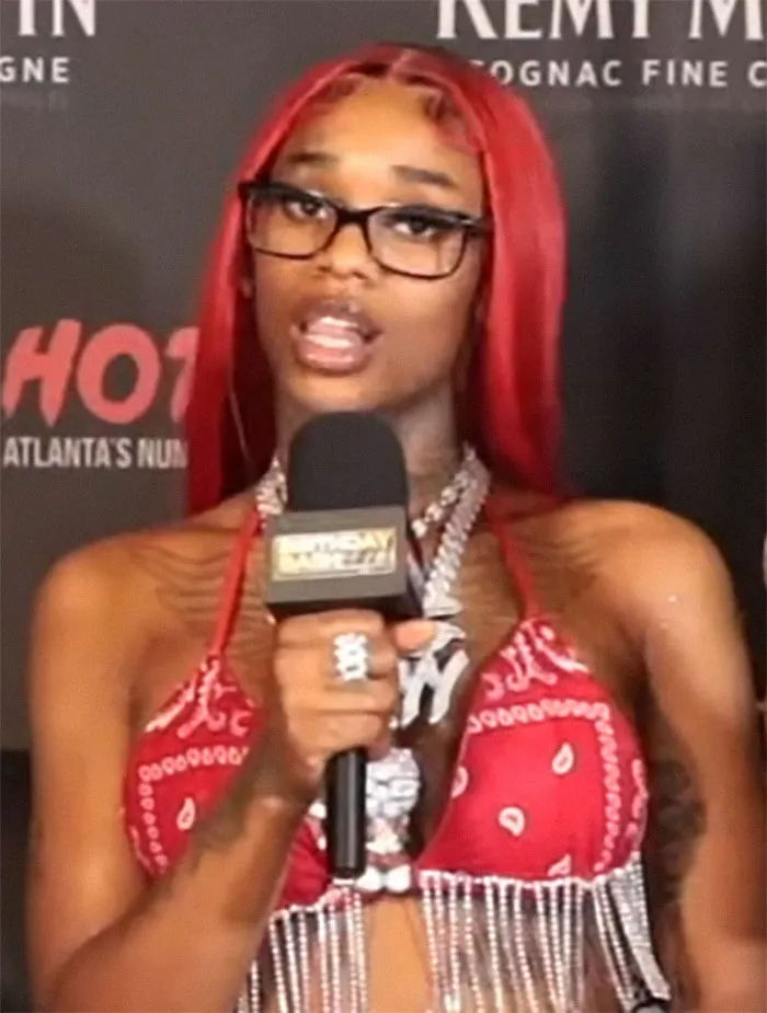 “She Literally Can’t Sing”: People Are Sharing The Worst Singers That Made It Big