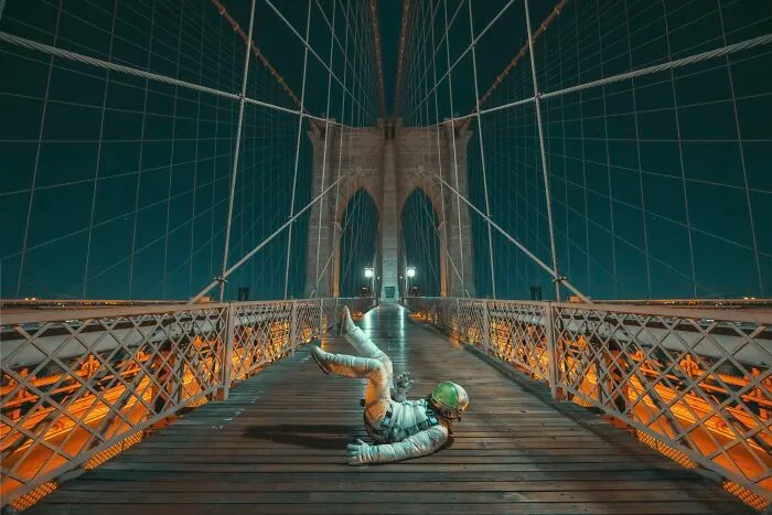 "The Lonely Astronaut": Capturing Self-Portraits In Decaying, Abandoned Environments (40 Pics)