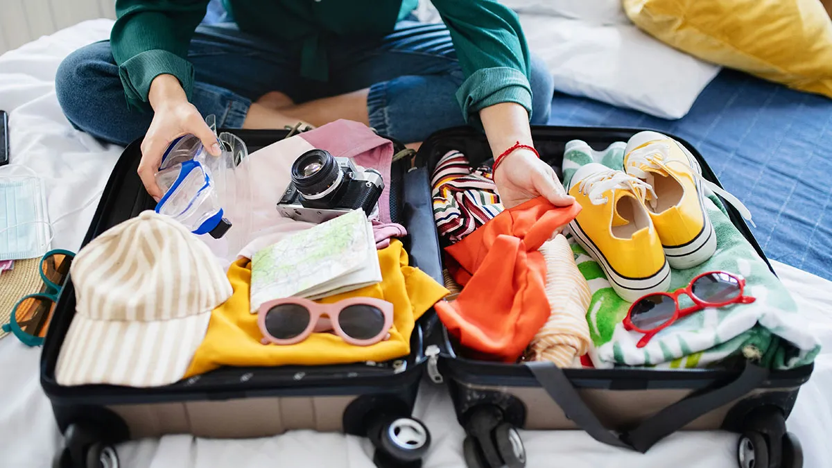 Netizens Share Their 41 “Must-Haves” For Travelling, From The Obvious To Super Specific Items