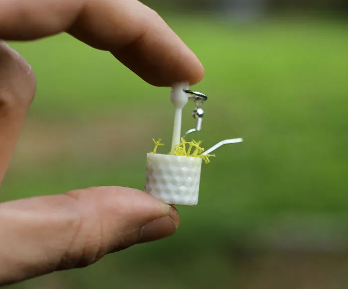 We Make Wearable Plant Holders, Here Are The Earrings (9 Pics)