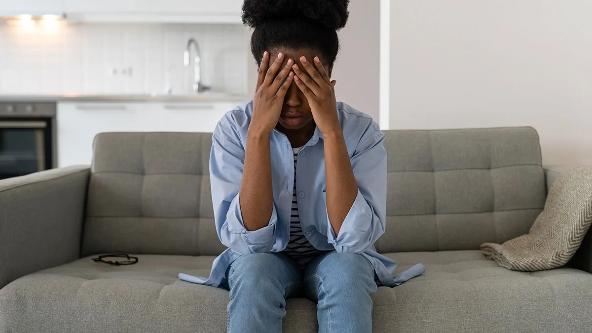 Man’s Mom Can’t Stop Fat-Shaming His GF, Leaves The Table Crying When She Finally Claps Back
